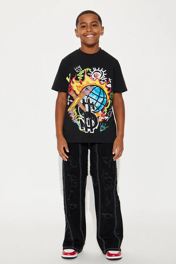 Mini World Thoughts Print T-Shirt - Black