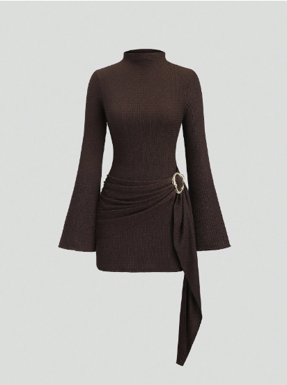Waist-Cinched Minimalist Flare Sleeve Bodycon Cinched Waist Dress