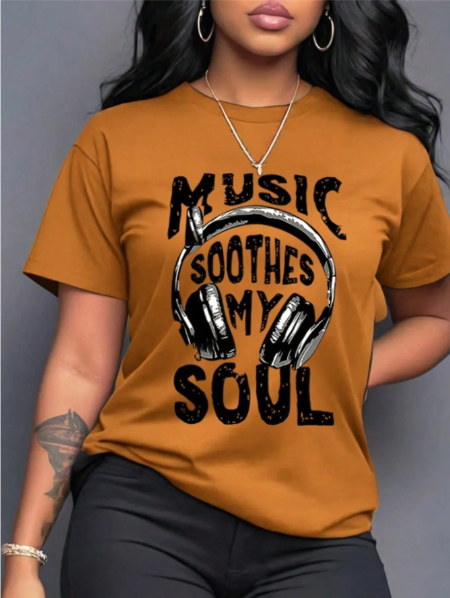 Summer Music Soothes My Soul Letter Slogan Graphic Round Neck Short Sleeve T-Shirt