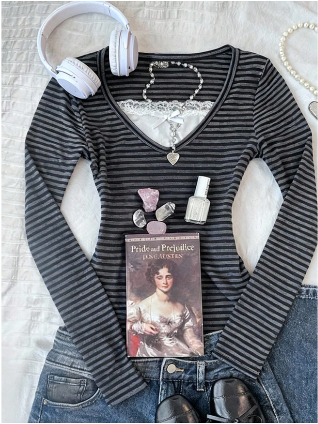 Teen Girls Gray Striped Contrast Lace T-Shirt