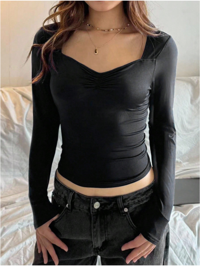 Teen Girls' Long Sleeve Slim Fit T-Shirts, Solid Color Ruched Bust Cute Sweet Girl Casual Shoulder Black Tee, Back-To-School, Cute, Holiday Family Outdoor Spring Picnic Everyday Wear, Suitable For Various Occasions